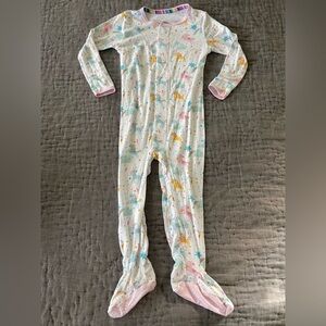 Magnetic Me Glitter Sparkle Modal Unicorns Rainbows Footie Pajamas 12-18 Months